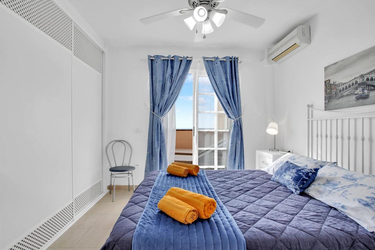 Top Floor, Sea View, Huge Terrace, Heated Pool, Garage Лос-Крістіанос Екстер'єр фото