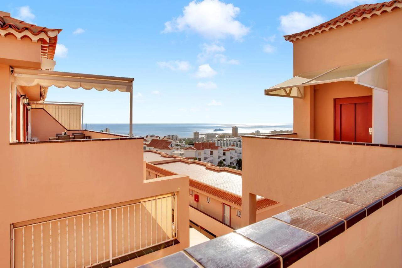Top Floor, Sea View, Huge Terrace, Heated Pool, Garage Лос-Крістіанос Екстер'єр фото